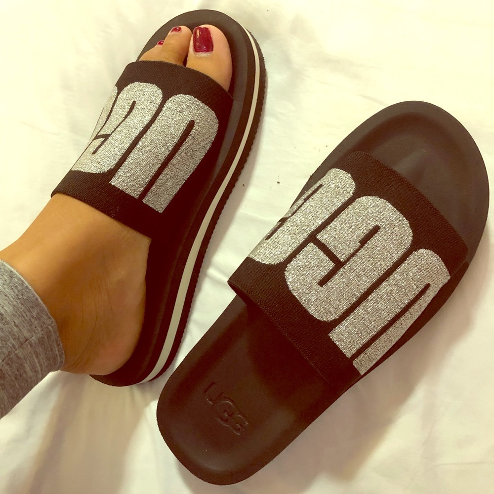 Uggs Slides